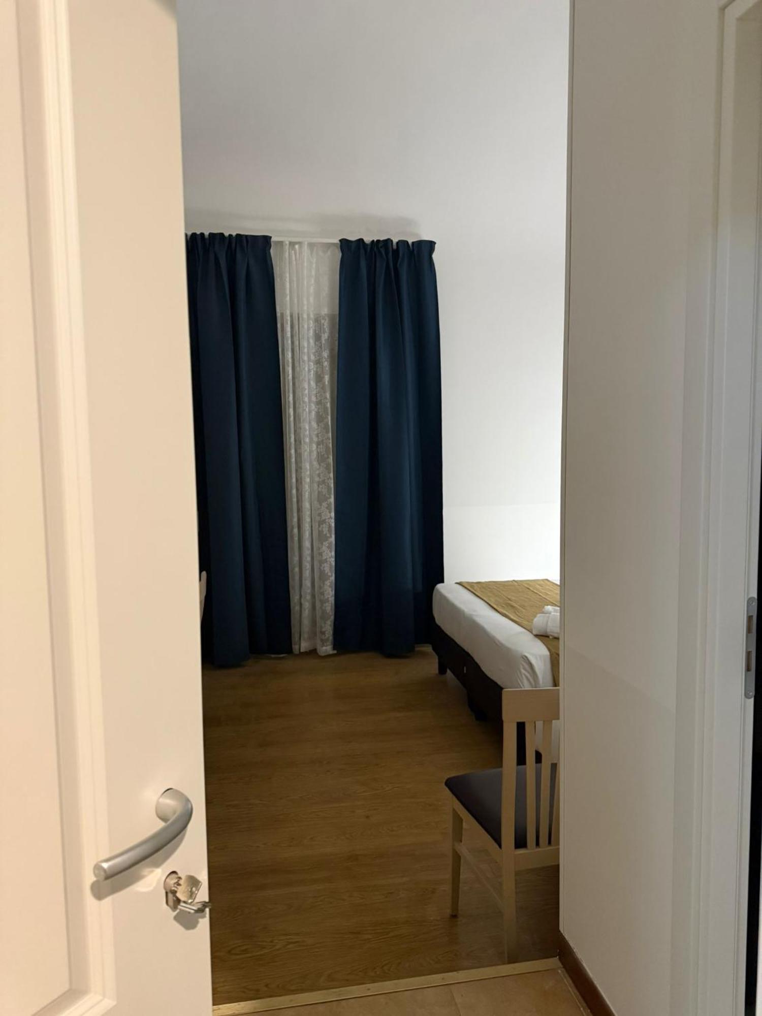 Conte Guesthouse Roma Ngoại thất bức ảnh