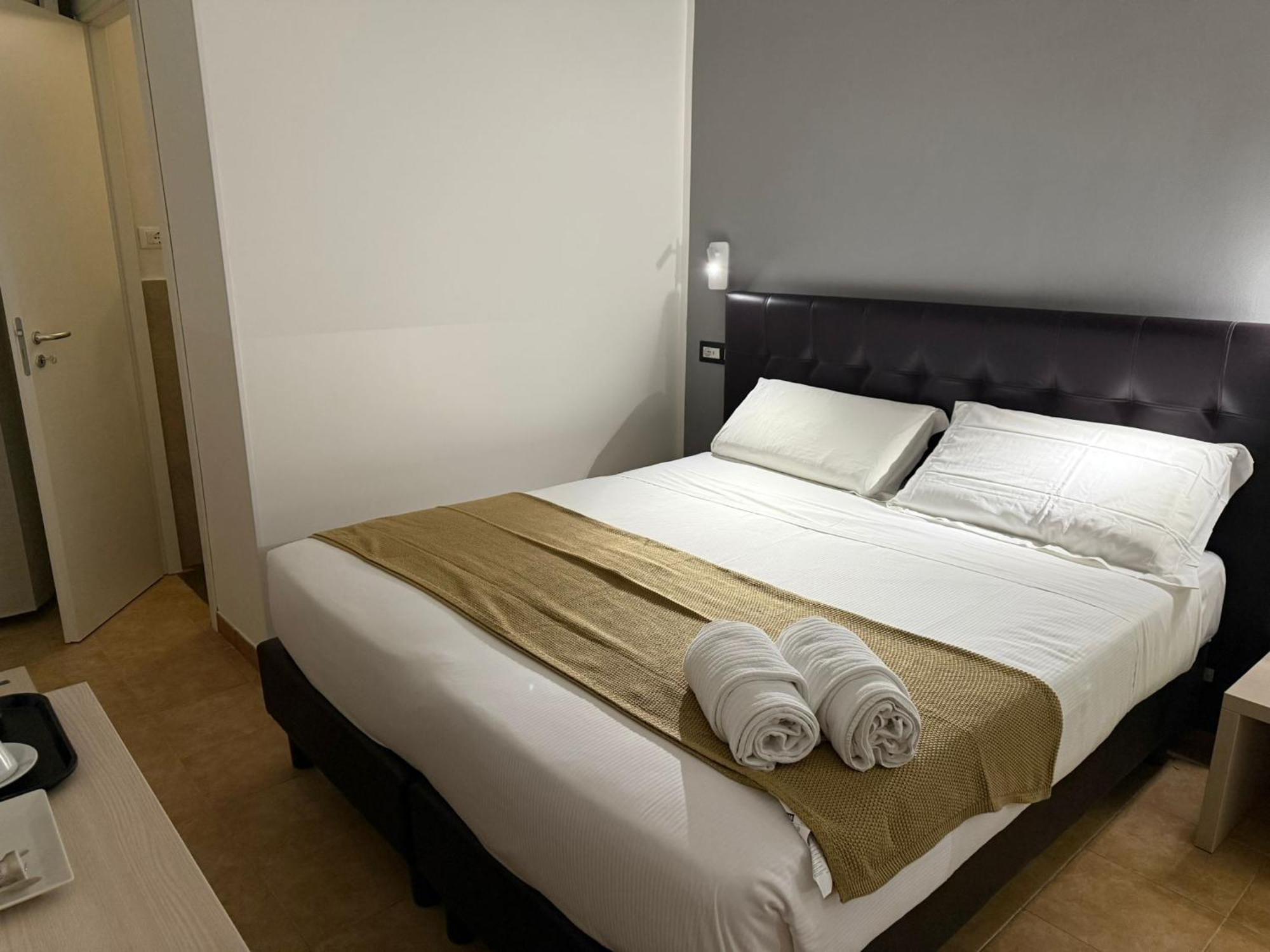 Conte Guesthouse Roma Ngoại thất bức ảnh